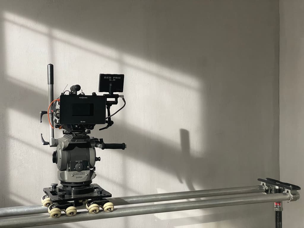 Doorway Dolly + Track Kit (representative stock photo)